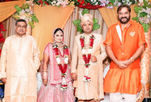 Shivali daughter of senior film journalist Shantiswaroop Tripathi had an auspicious wedding ceremony with Siddharth
